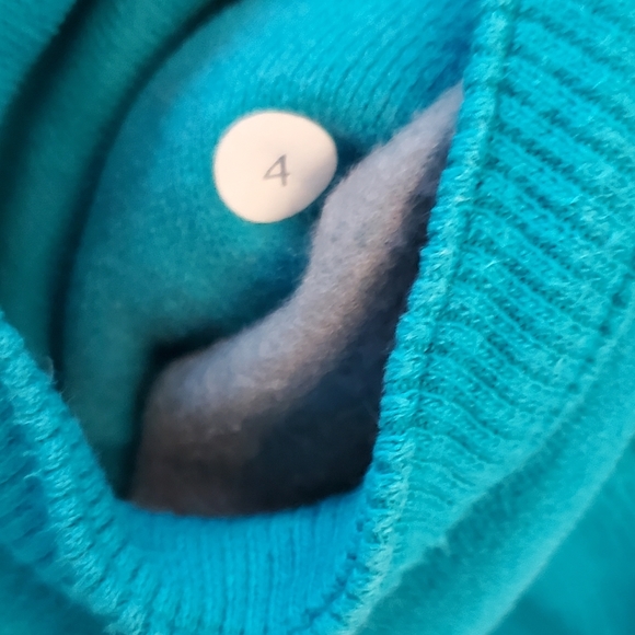 Lululemon Scuba Hoodie - Stretch / Lined Hood - Picture 7 of 8